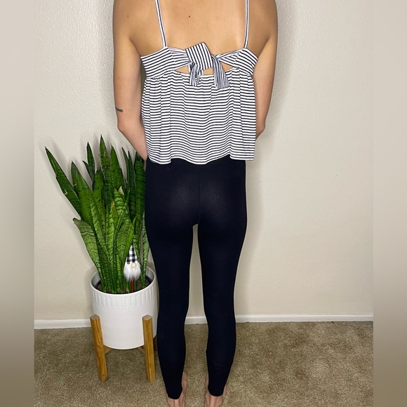 Black Leggings With Gold Ankle Zipper - Picture 3 of 3